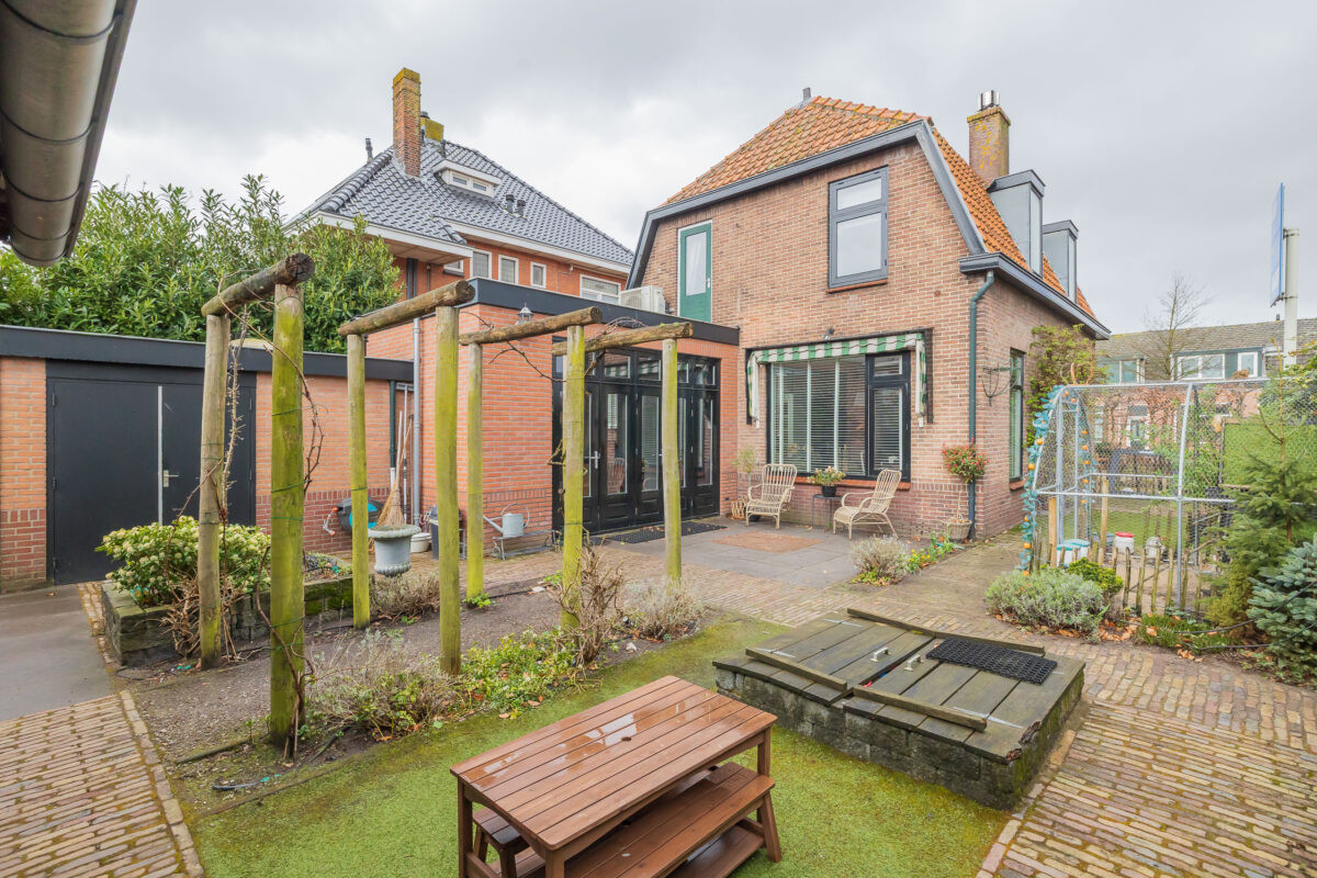 Vrijstaande woning te koop: Leidsestraat 5, Hillegom