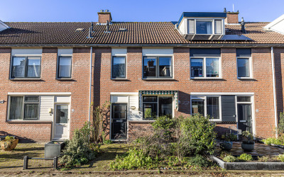 Burgemeester de Katlaan 13