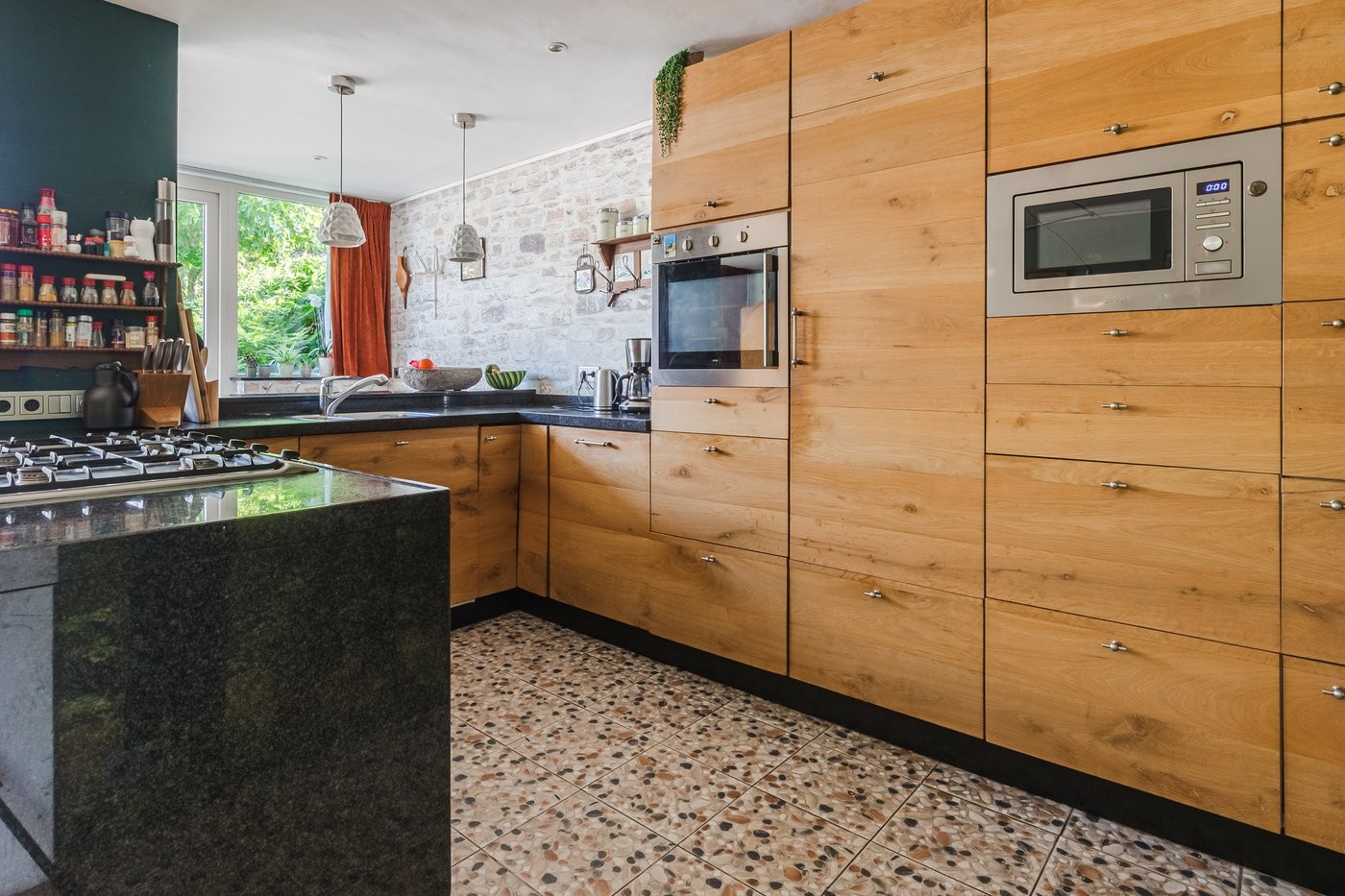 Tussenwoning te koop: Singel 27, Hillegom