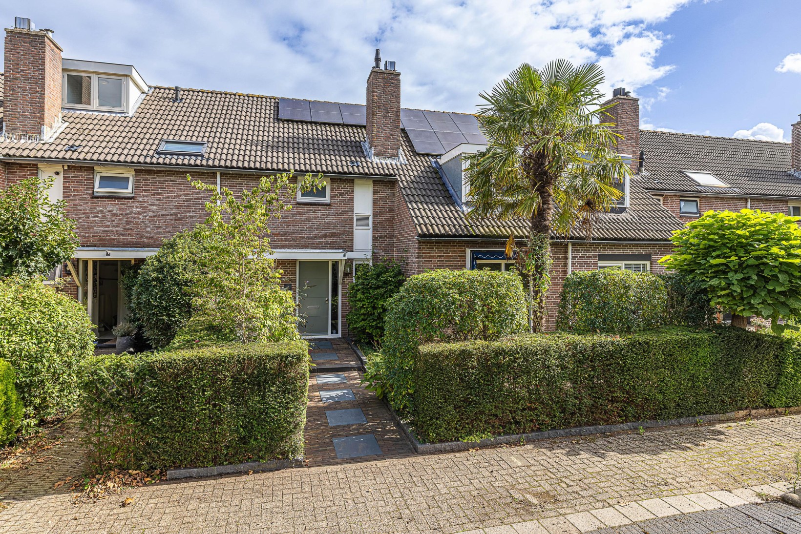 Tussenwoning te koop: Huygenswende 10, Hillegom