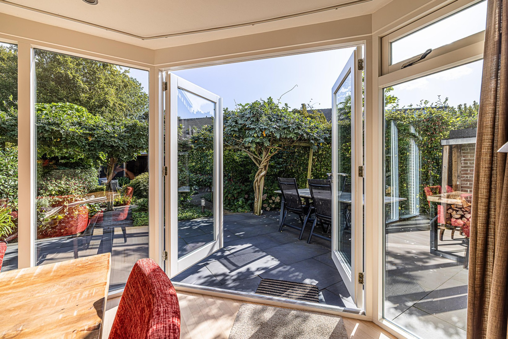 Tussenwoning te koop: Huygenswende 10, Hillegom