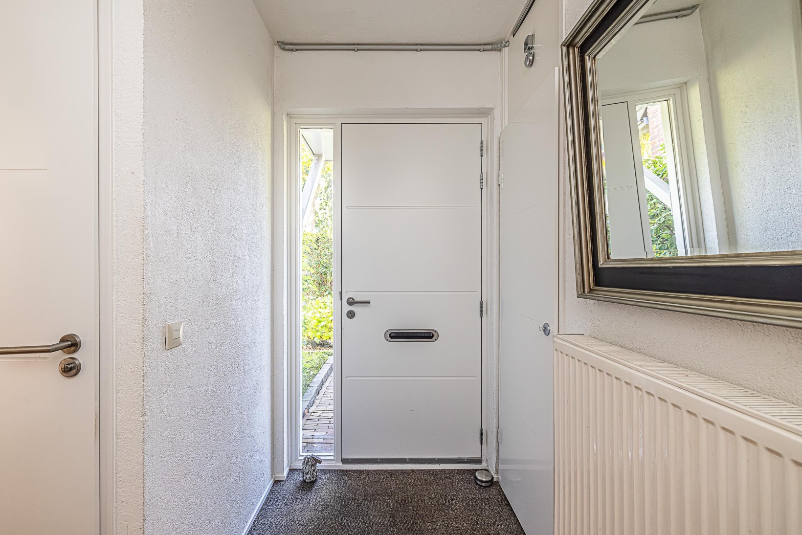 Tussenwoning te koop: Huygenswende 10, Hillegom