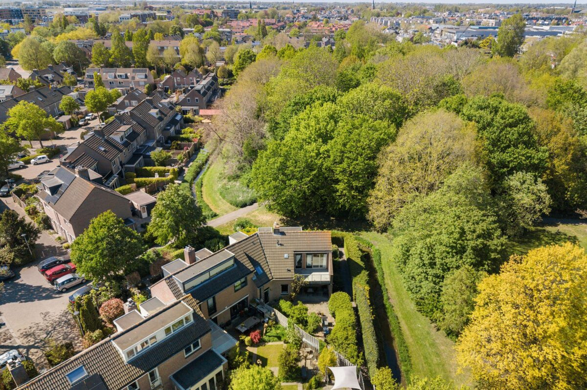 Hoekwoning te koop: Huygenswende 16, Hillegom