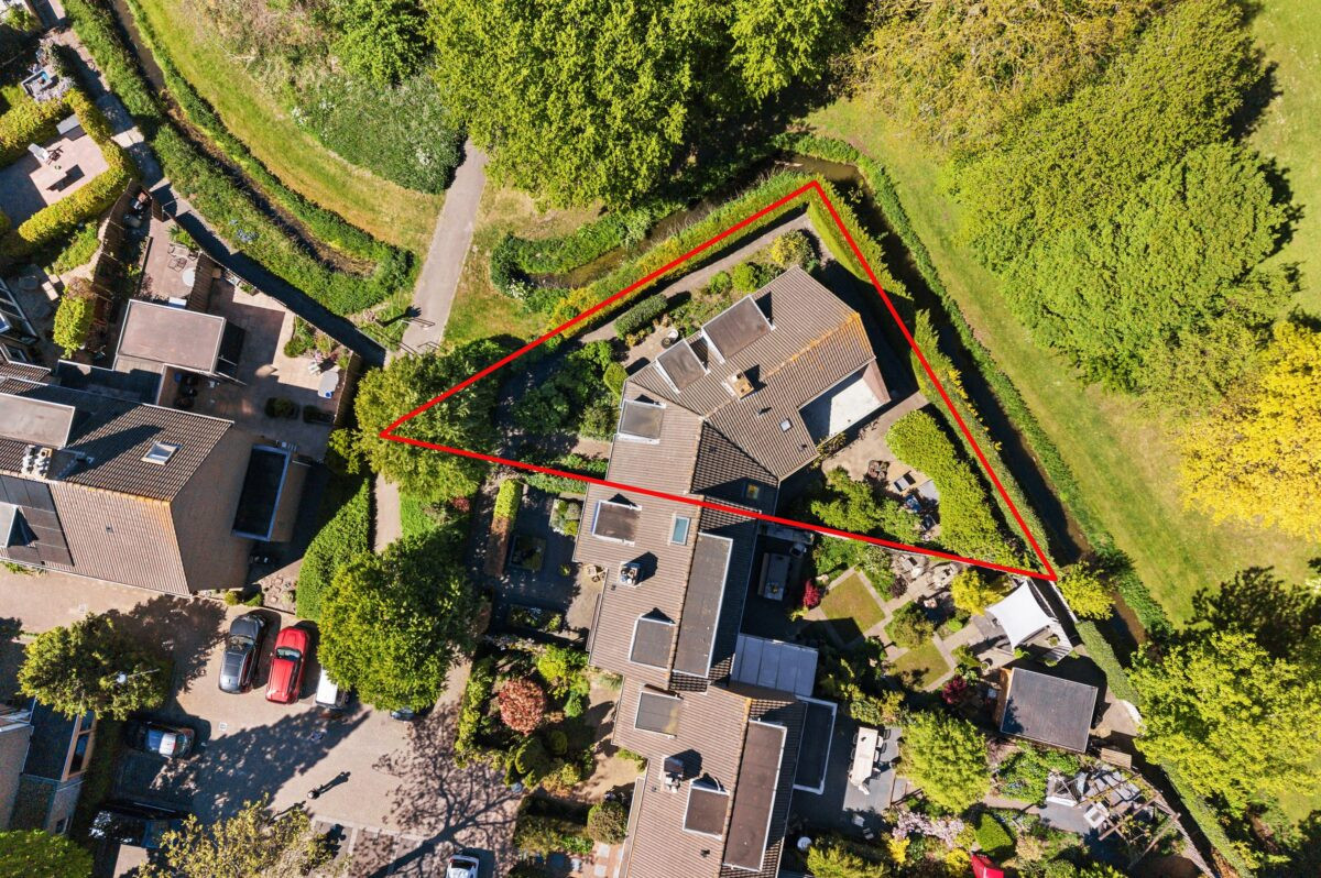 Hoekwoning te koop: Huygenswende 16, Hillegom