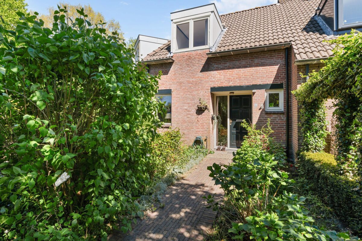 Hoekwoning te koop: Huygenswende 16, Hillegom
