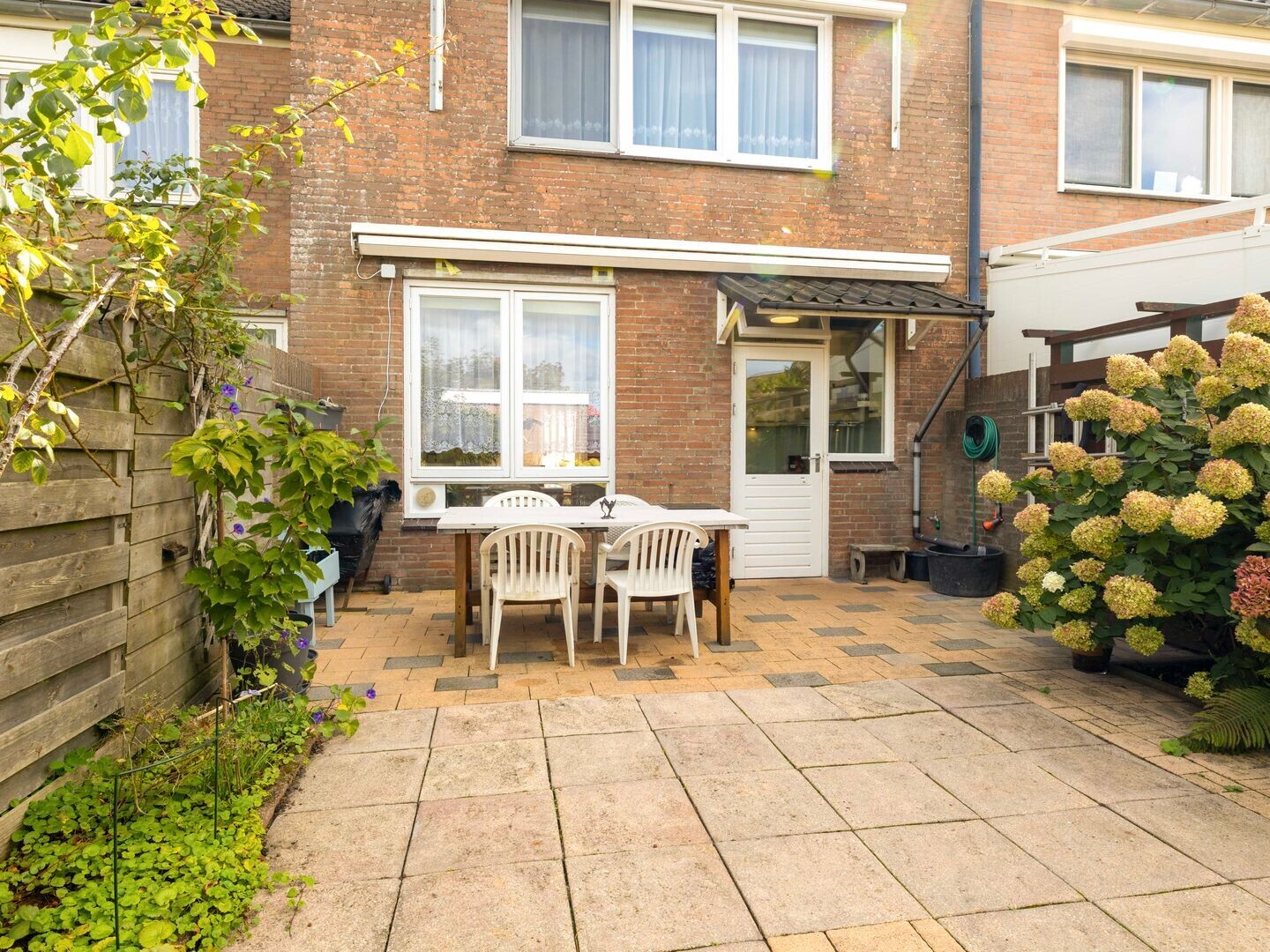 Tussenwoning te koop: Michiel de Ruyterstraat 81, Hillegom