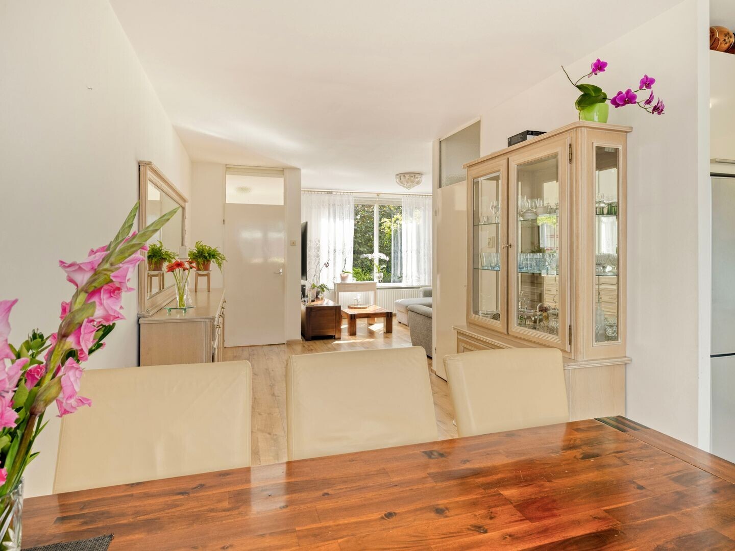 Tussenwoning te koop: Michiel de Ruyterstraat 81, Hillegom