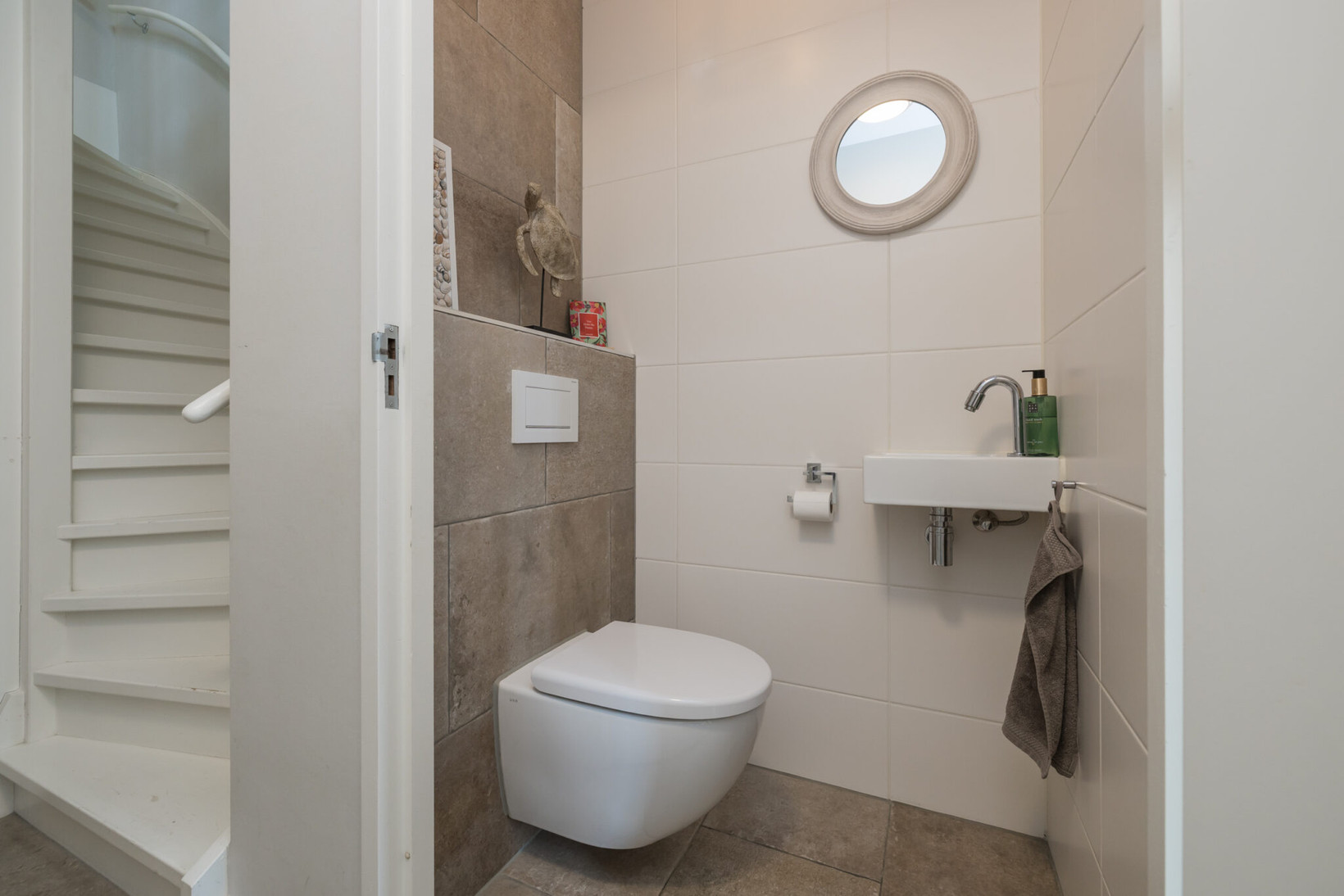 Tussenwoning te koop: Losplaatsweg 18D, Noordwijk