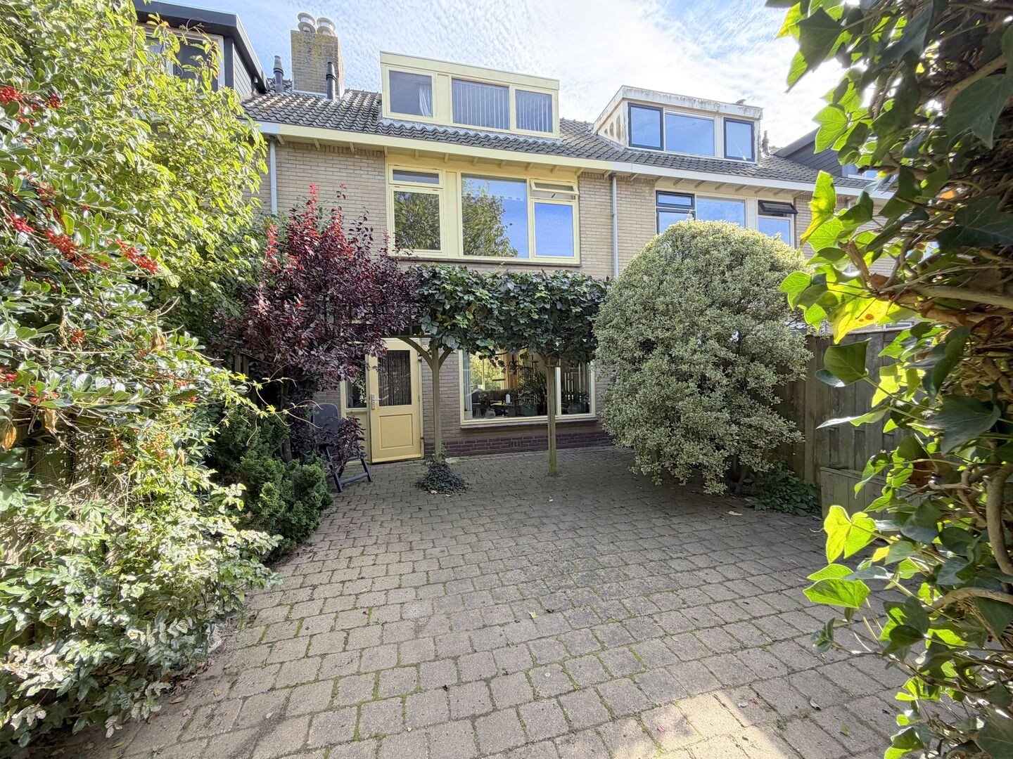 Tussenwoning te koop: Gerberahof 6, Noordwijk