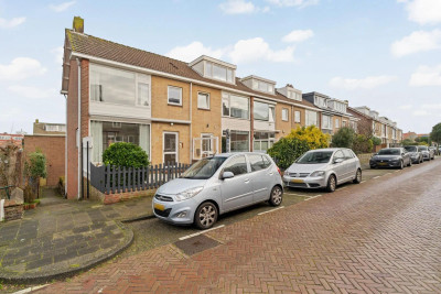 de Ruyterstraat 37