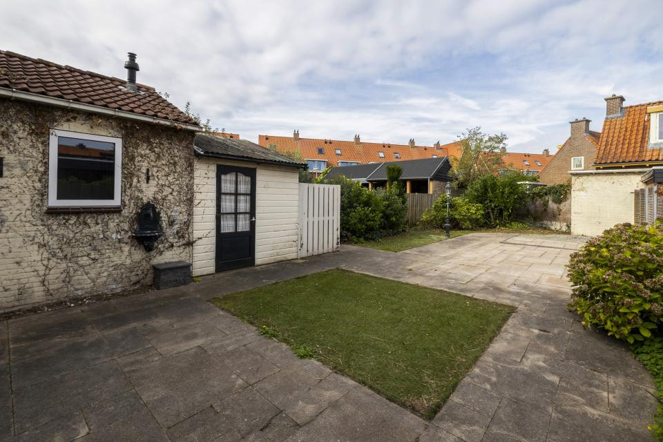 Hoekwoning te koop: Koninginneweg 29, Noordwijkerhout