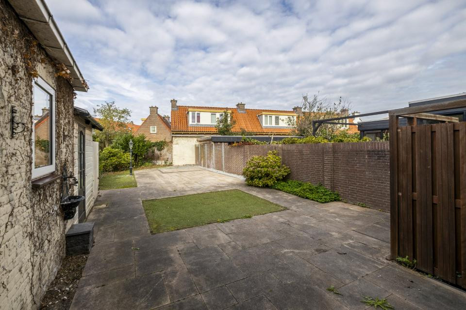 Hoekwoning te koop: Koninginneweg 29, Noordwijkerhout