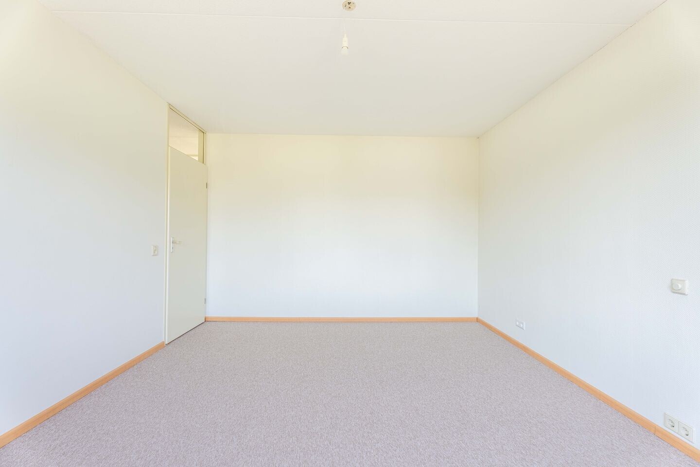 Tussenwoning te koop: Foeliehof 18, Voorhout