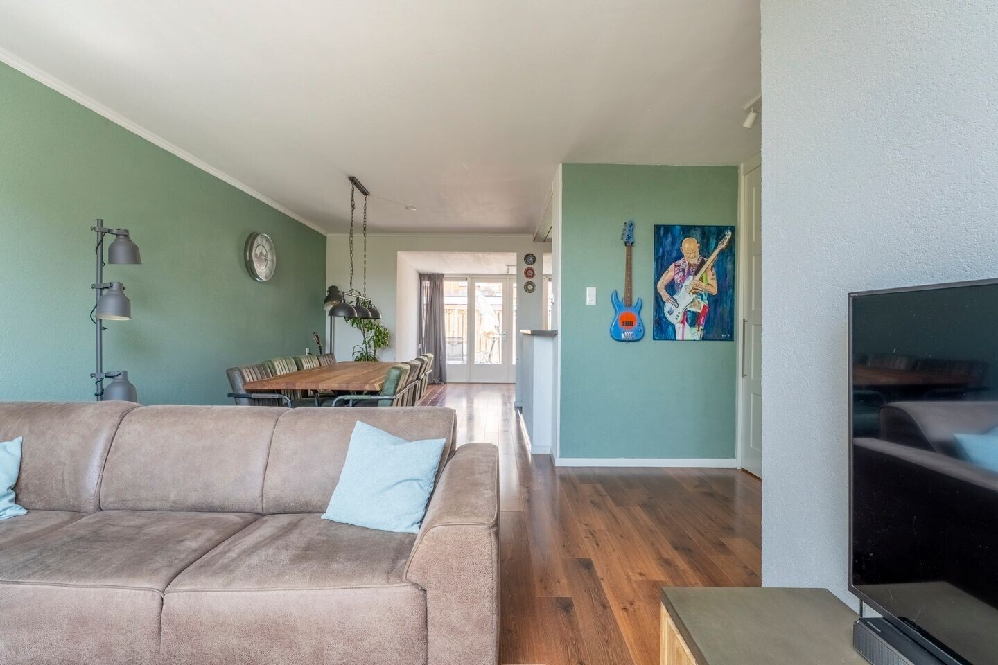 Tussenwoning te koop: Schoonoord 94, Voorhout