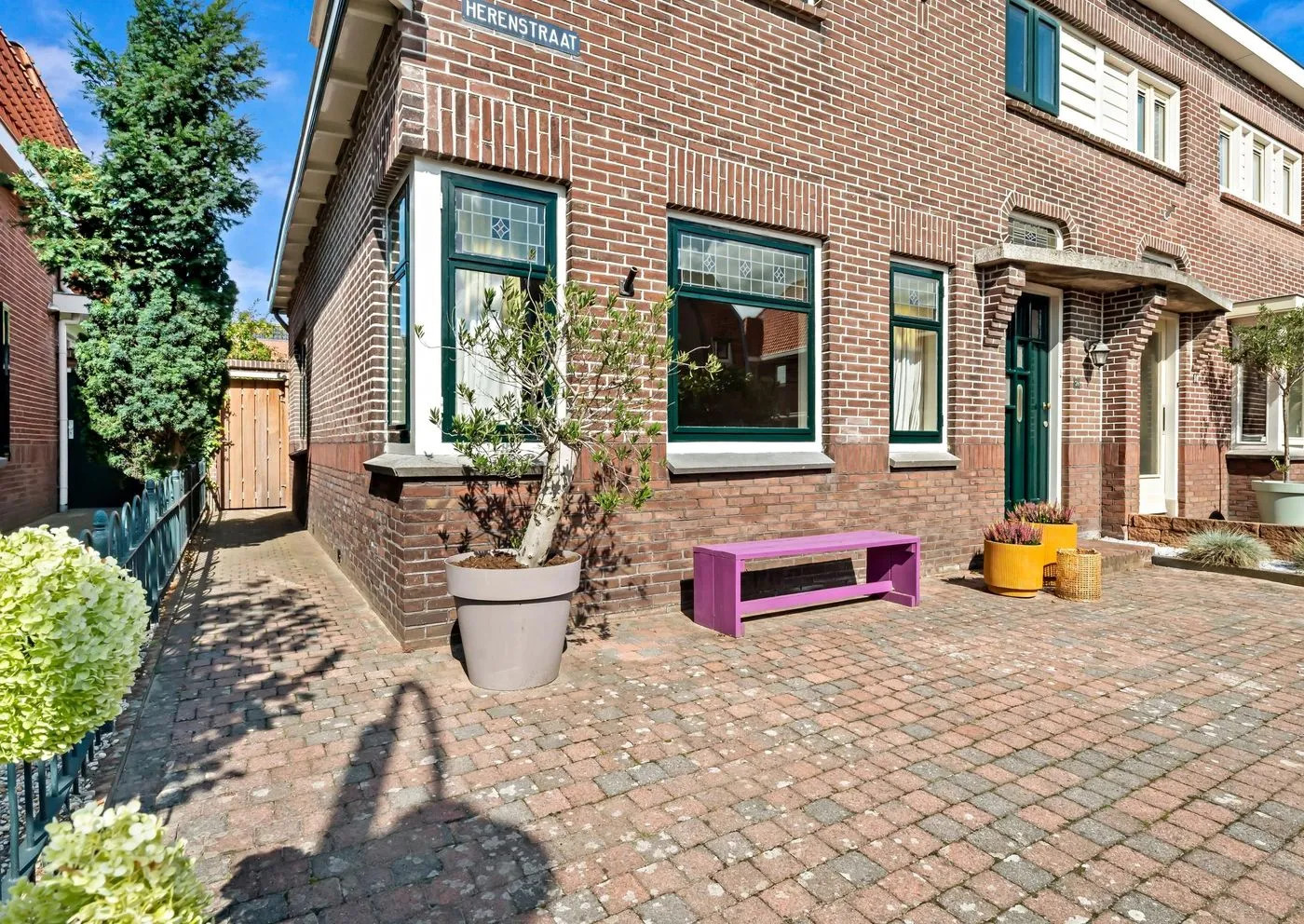 Twee-onder-één-kap te koop: Herenstraat 78, Voorhout