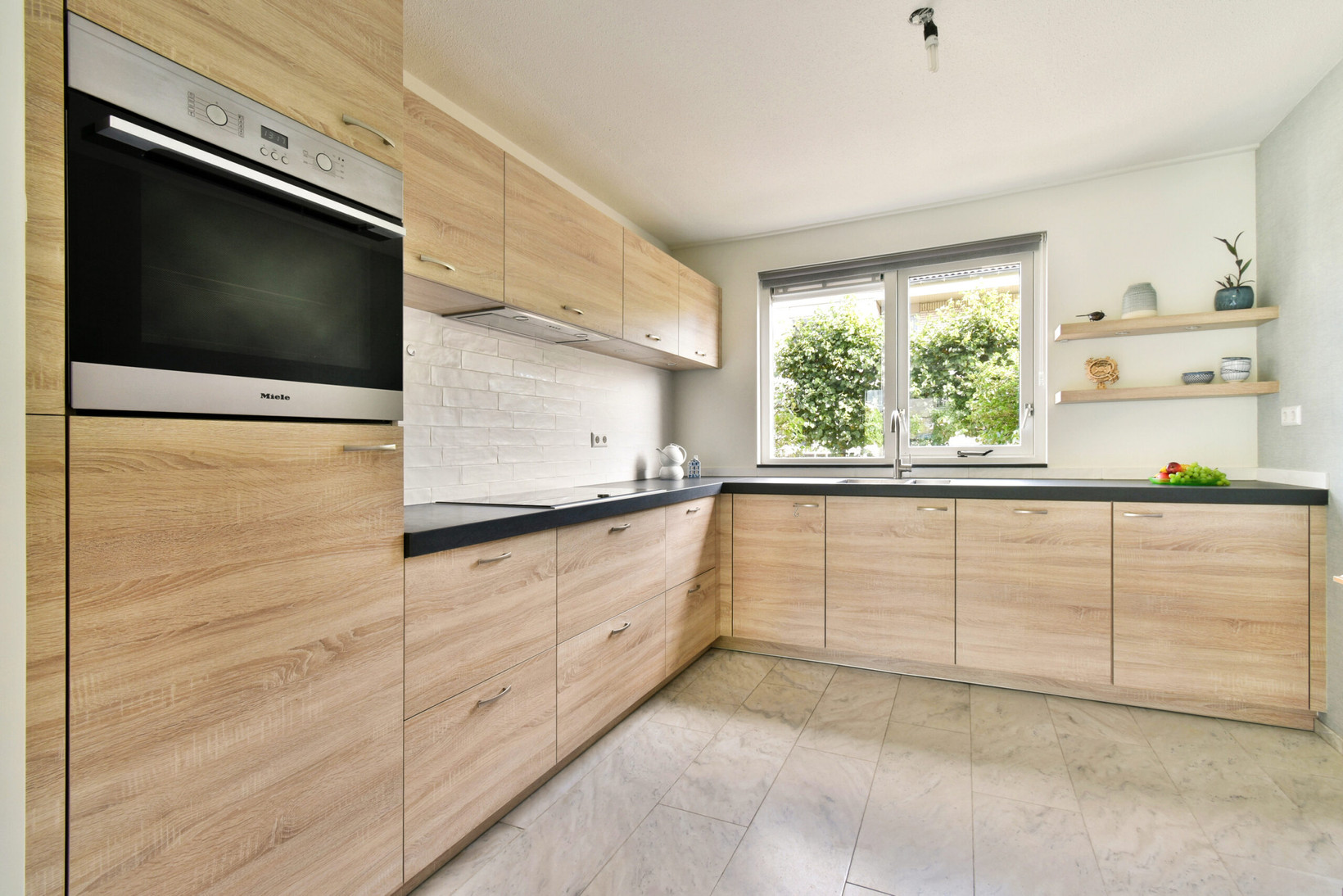 Tussenwoning te koop: Schorrekruidweg 43, Voorhout