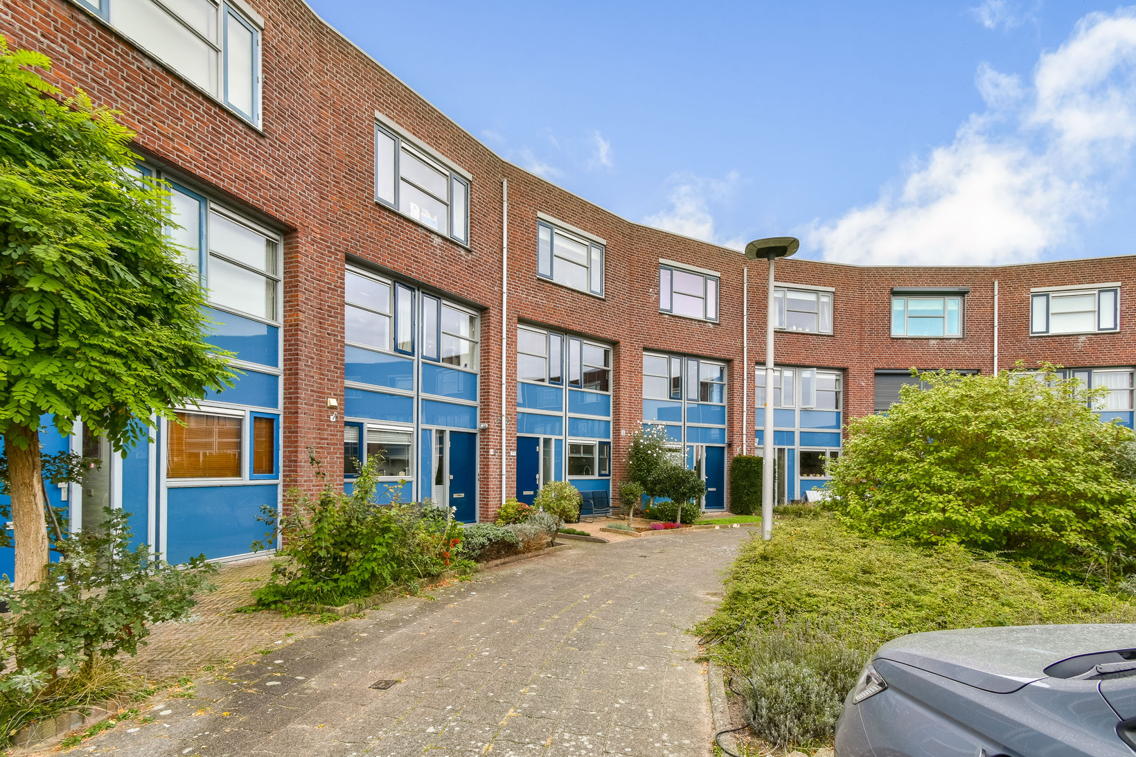 Tussenwoning te koop: Bleihof 75, Voorhout