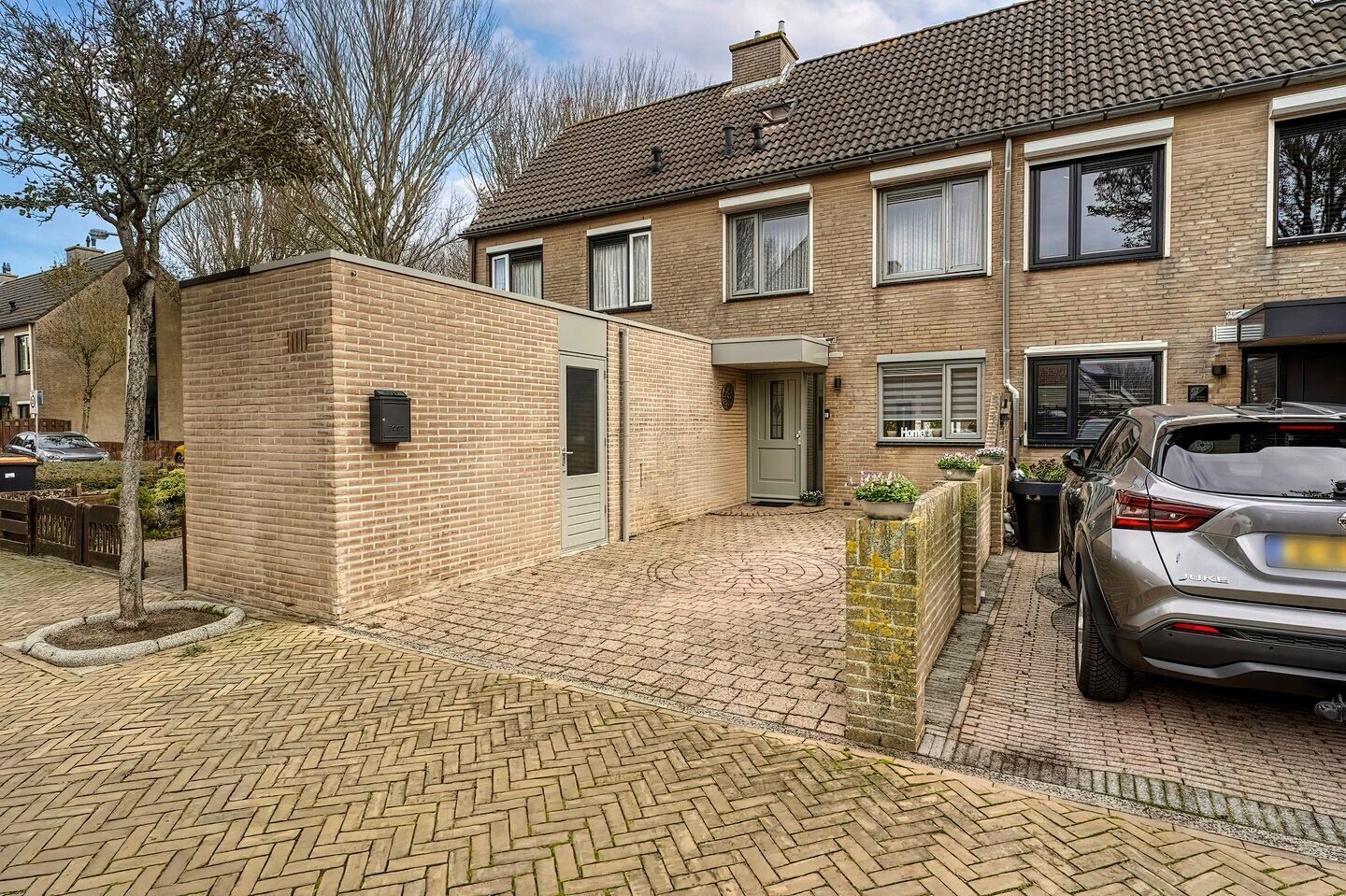 Tussenwoning te koop: Capella 59, Katwijk