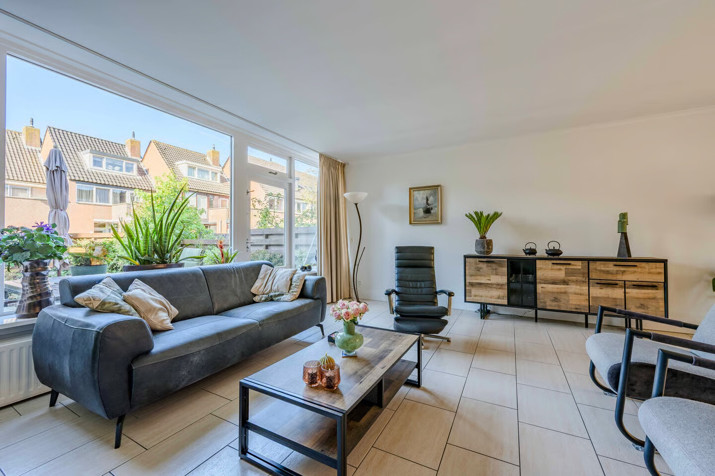 Tussenwoning te koop: Mars 8, Katwijk