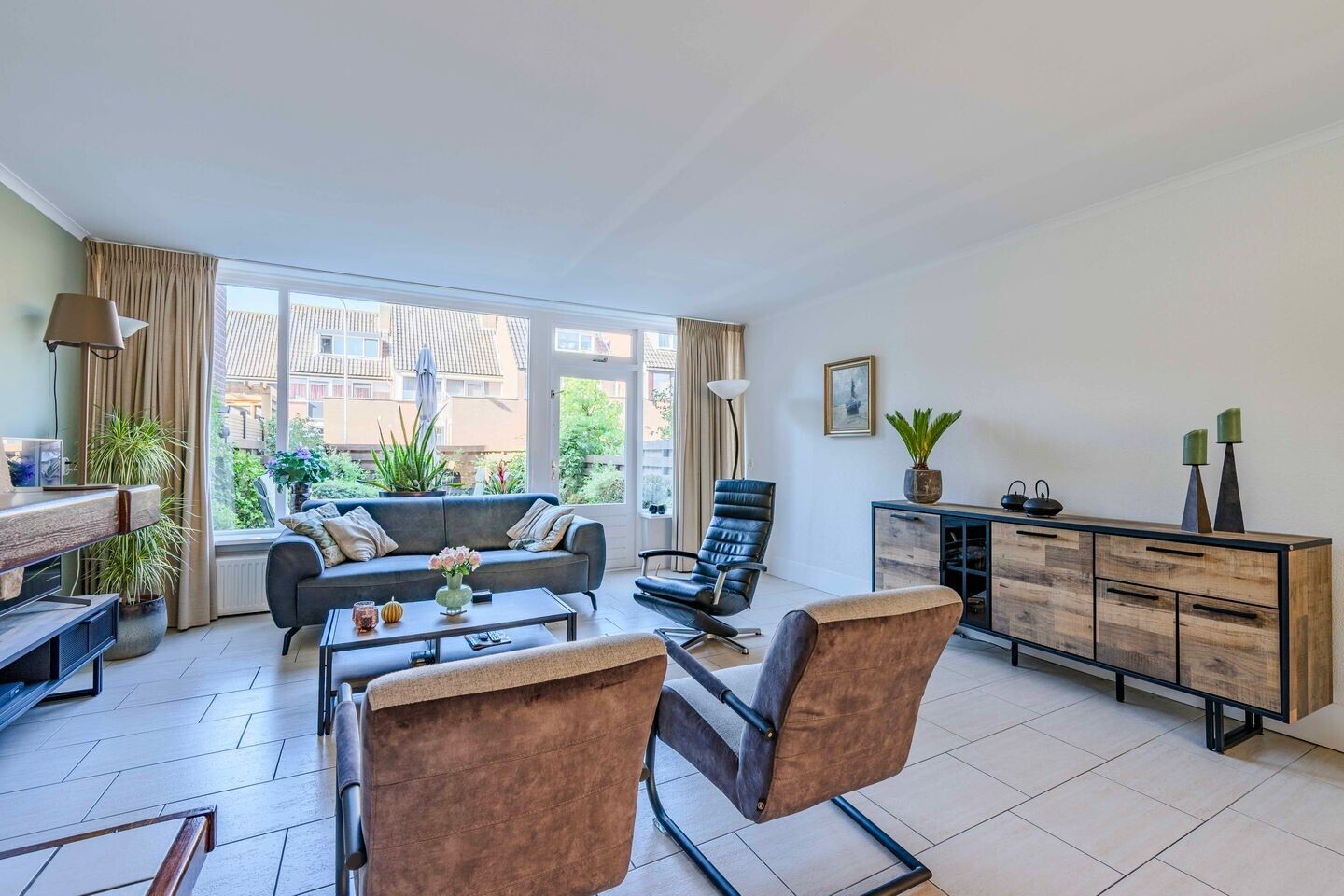 Tussenwoning te koop: Mars 8, Katwijk