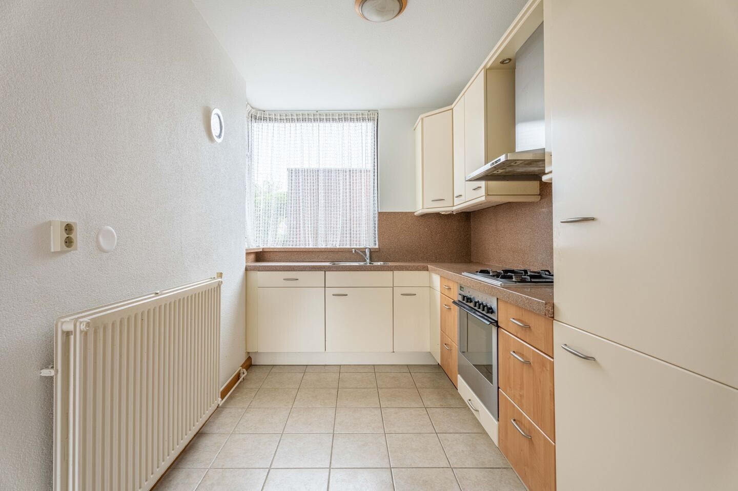 Tussenwoning te koop: Neptunus 31, Katwijk