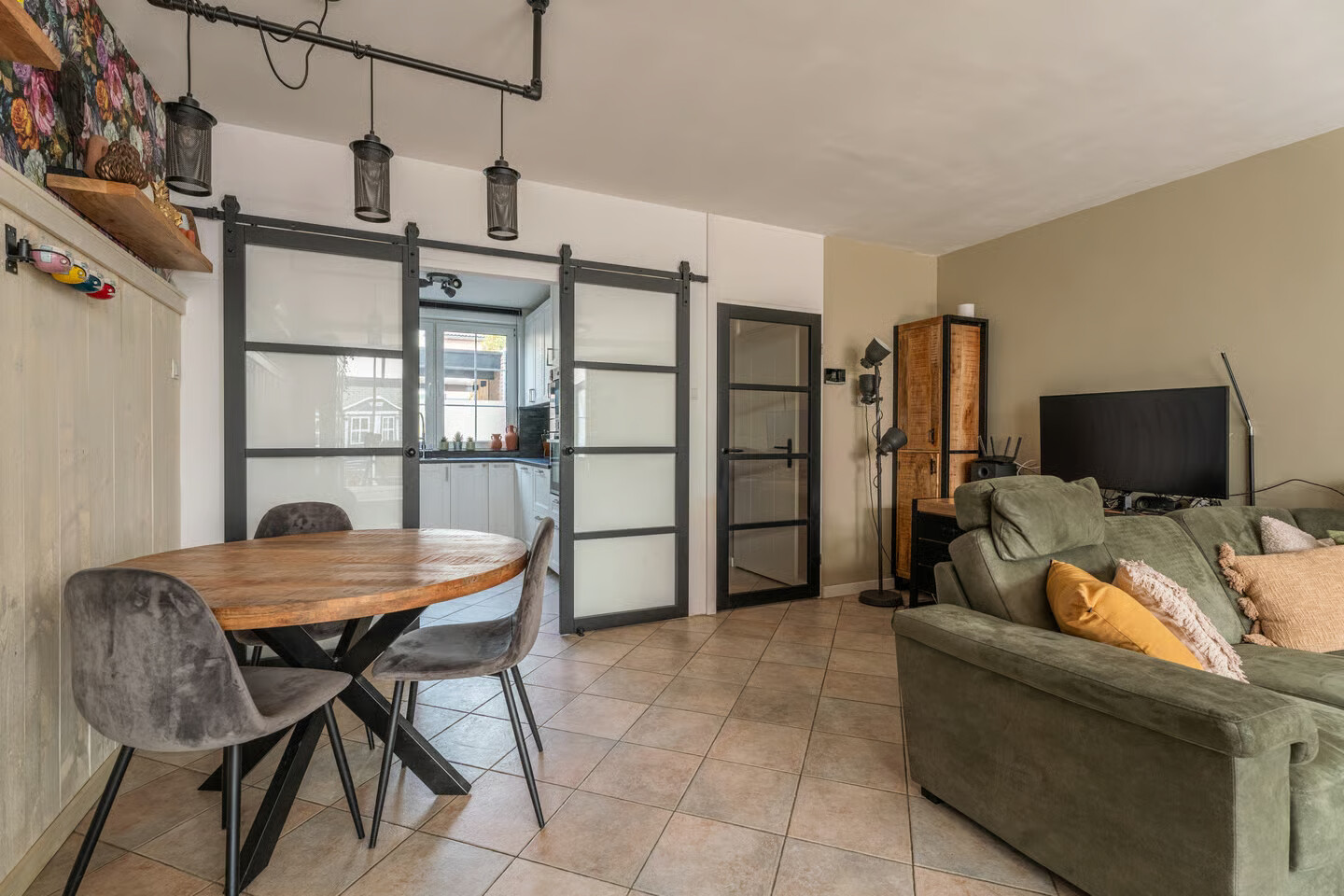 Tussenwoning te koop: Kreeft 29, Katwijk