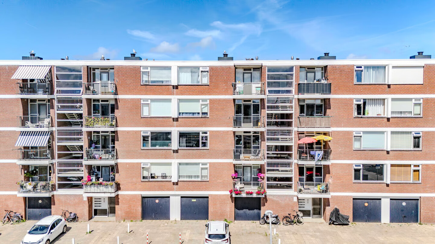 Appartement te koop: Troelstrastraat 68, Katwijk