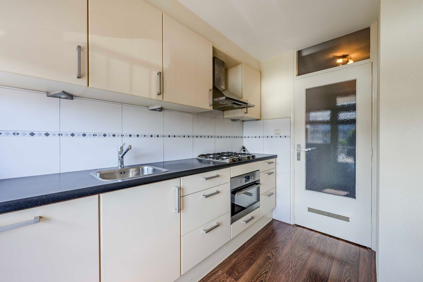 Appartement te koop: Troelstrastraat 68, Katwijk
