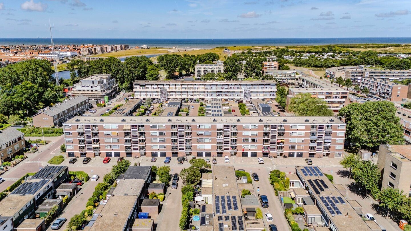 Appartement te koop: Troelstrastraat 68, Katwijk