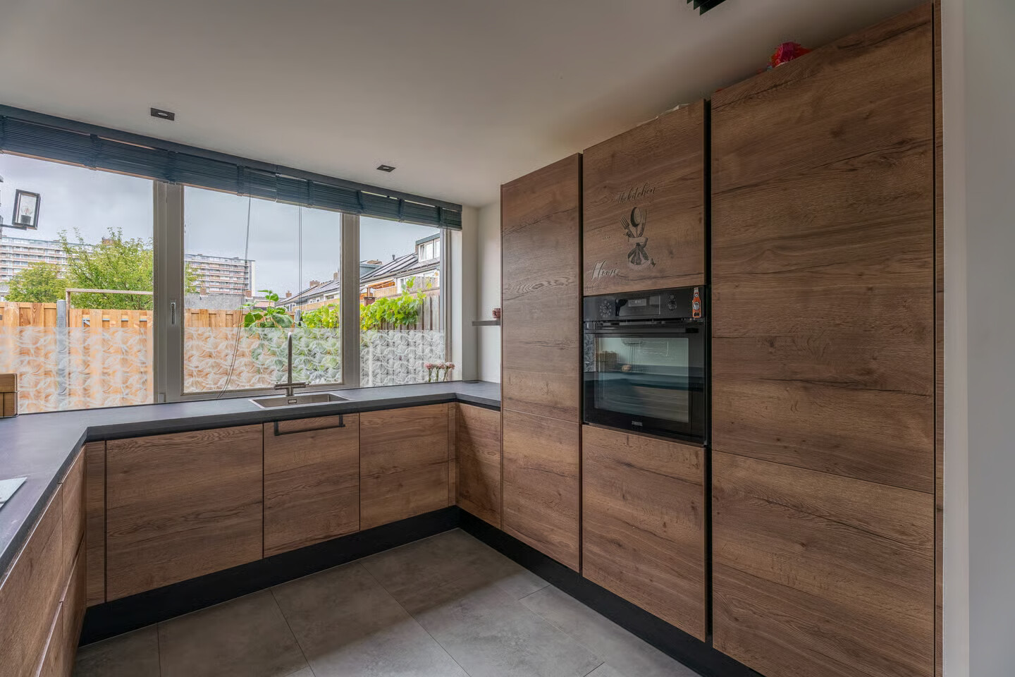 Hoekwoning te koop: Boshuysenstraat 12, Katwijk