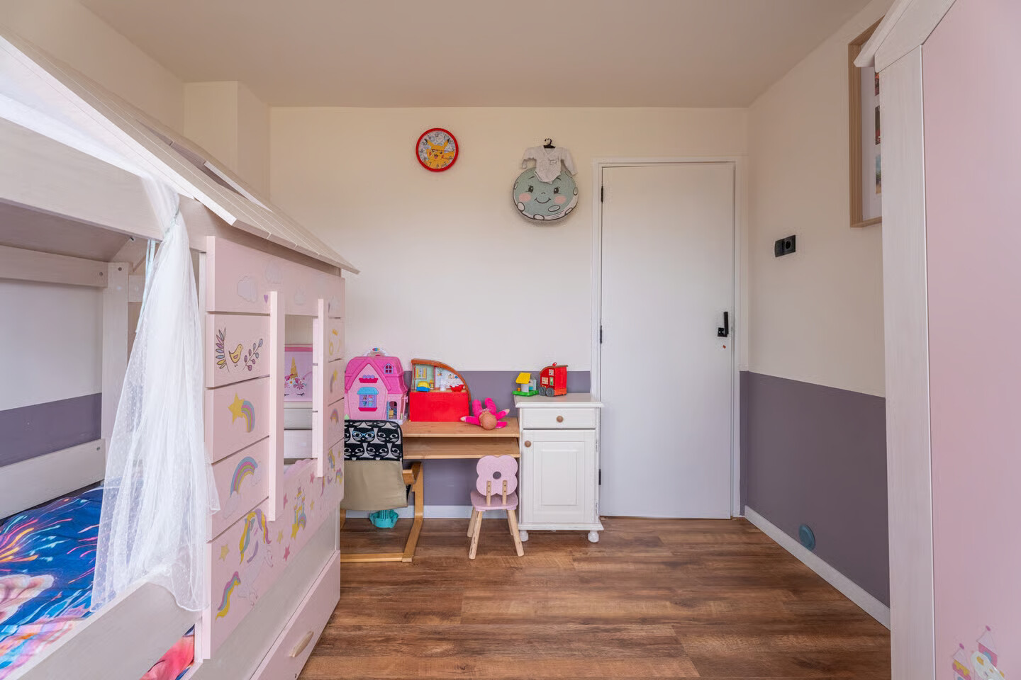 Hoekwoning te koop: Boshuysenstraat 12, Katwijk