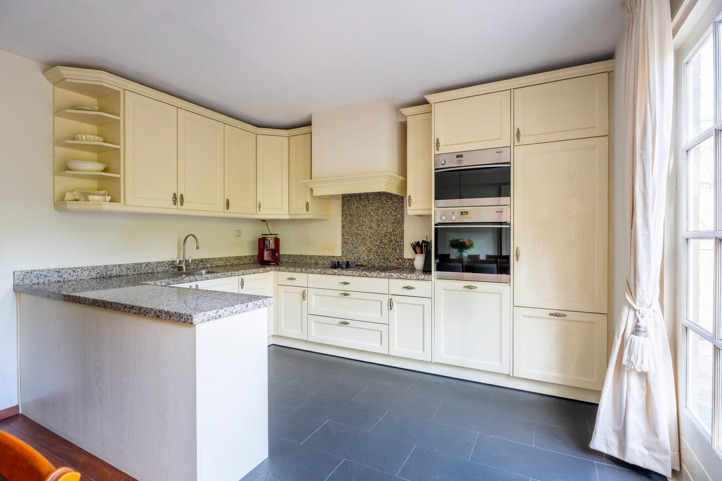 Hoekwoning te koop: Vloedstroom 1, Katwijk
