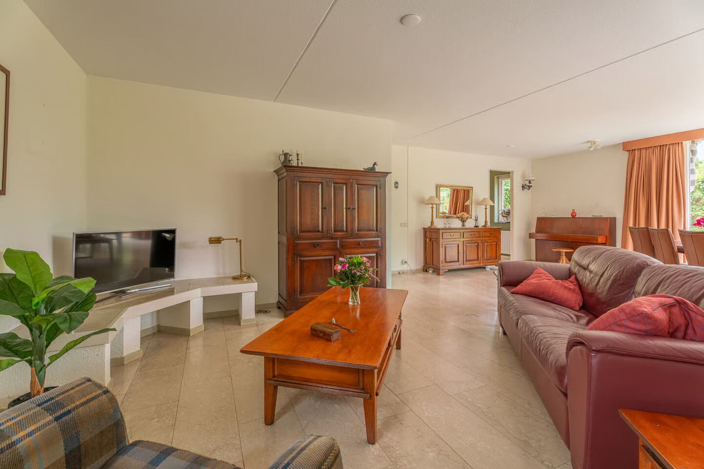 Hoekwoning te koop: Vogelwei 1, Katwijk