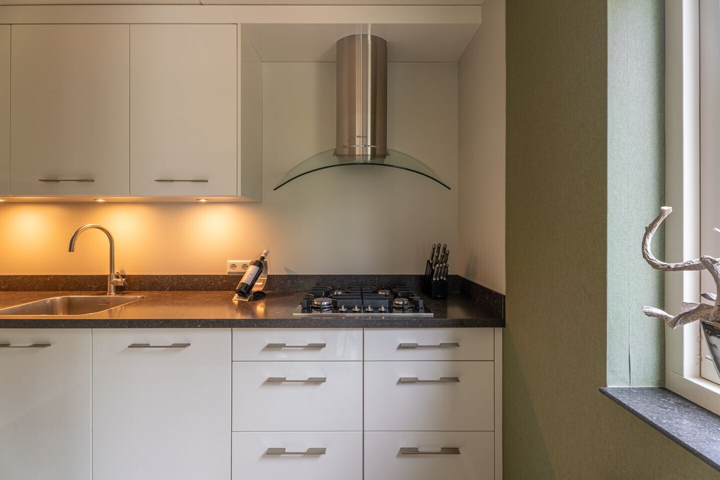 Hoekwoning te koop: Vogelwei 1, Katwijk
