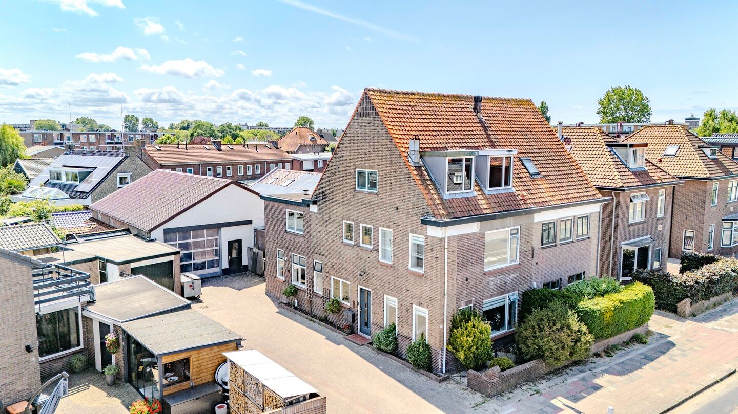 Twee-onder-één-kap te koop: Molentuinweg 7, Katwijk
