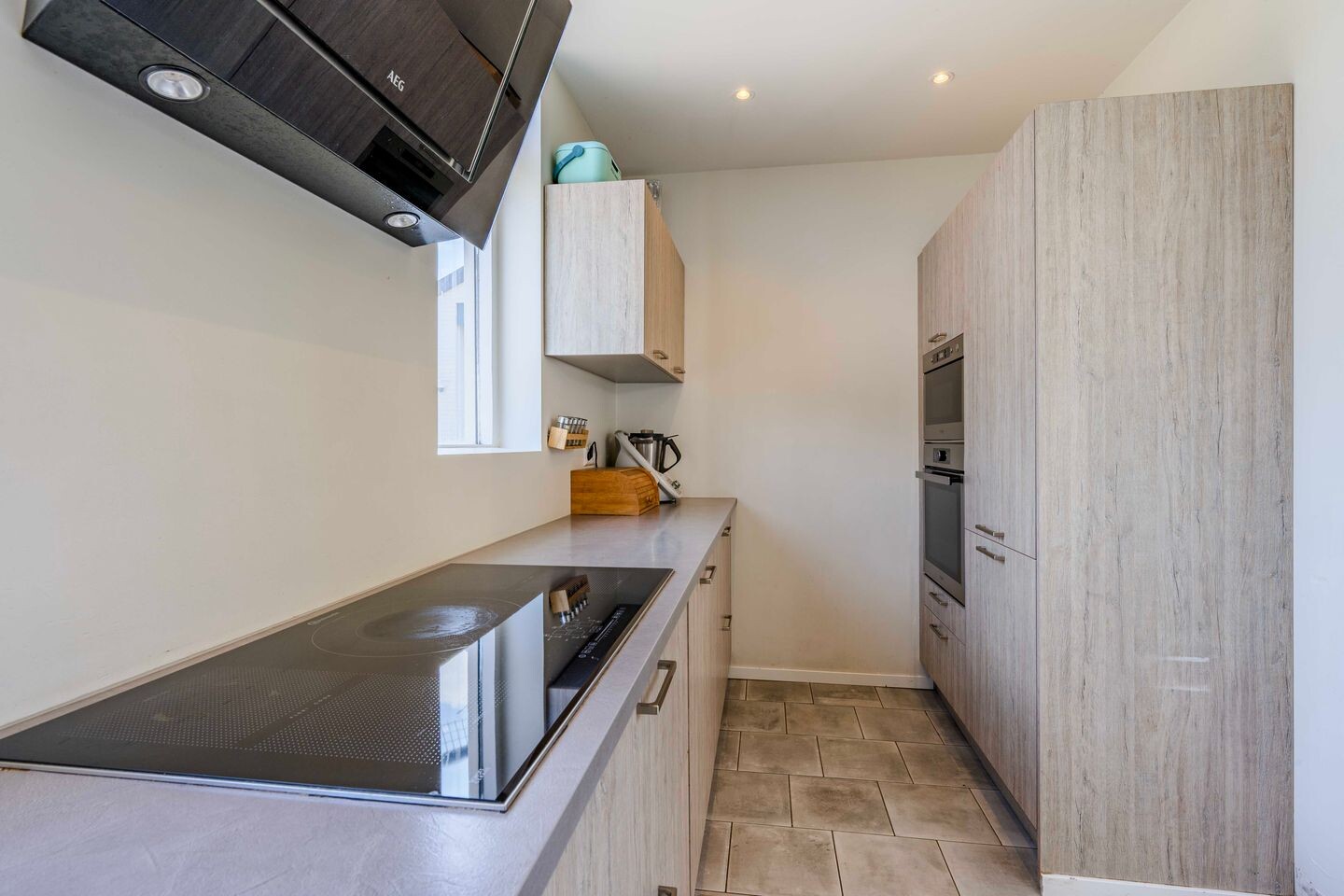 Twee-onder-één-kap te koop: Molentuinweg 7, Katwijk