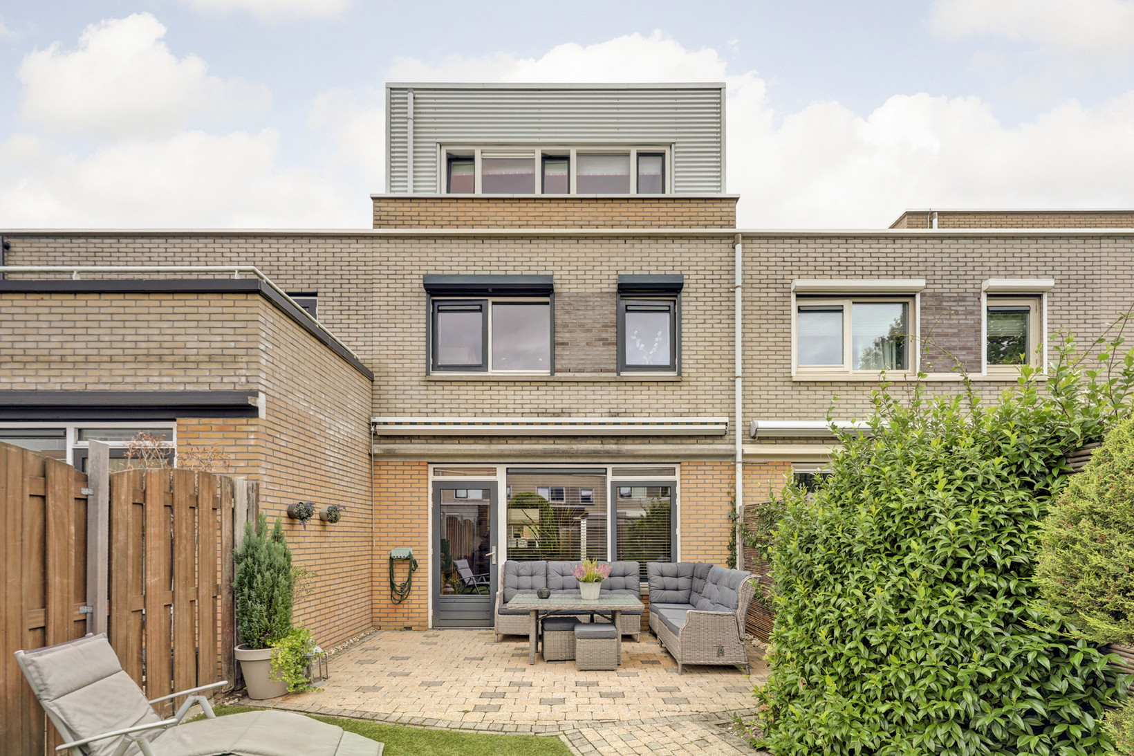 Tussenwoning te koop: Slangekruid 21, Katwijk