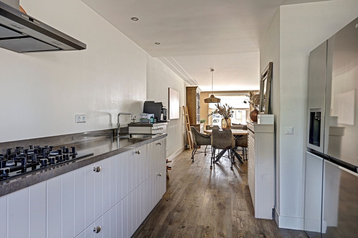Tussenwoning te koop: 't Schip 8, Katwijk