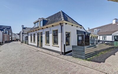 Louwestraat 25