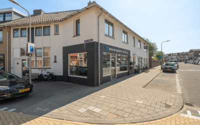 Koninginnew. 34