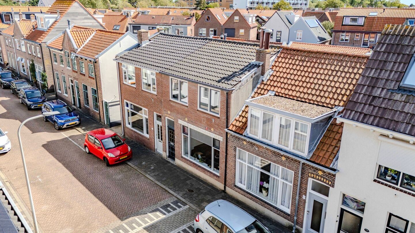 Tussenwoning te koop: Adrianastraat 57, Katwijk