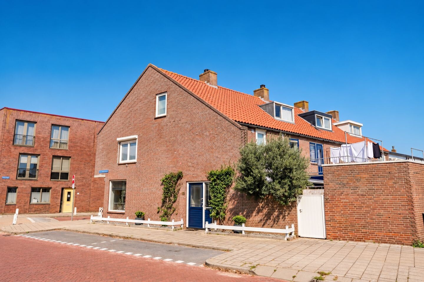 Hoekwoning te koop: te Brittenstraat 45, Katwijk