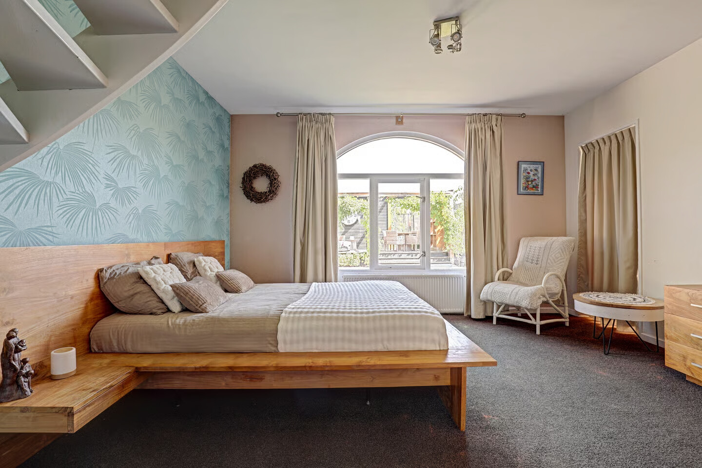 Hoekwoning te koop: Rijnsburgerweg 160, Rijnsburg