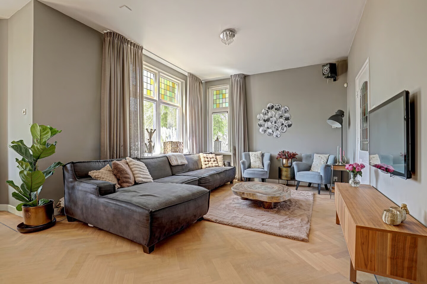Hoekwoning te koop: Rijnsburgerweg 160, Rijnsburg