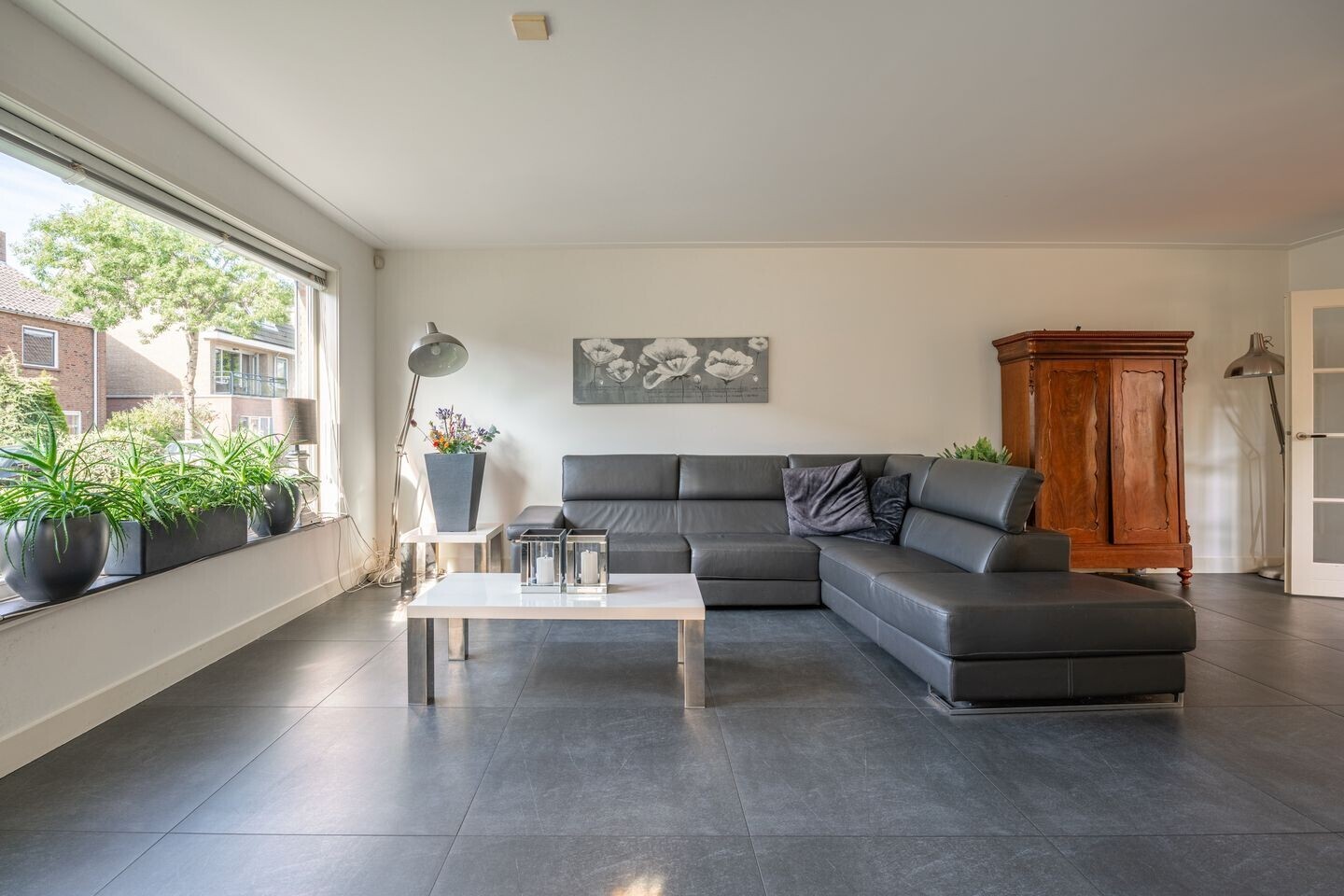Tussenwoning te koop: Tulpenstraat 72, Rijnsburg