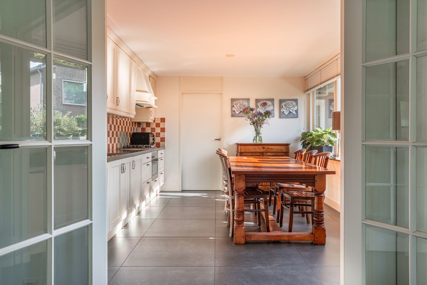 Tussenwoning te koop: Tulpenstraat 72, Rijnsburg