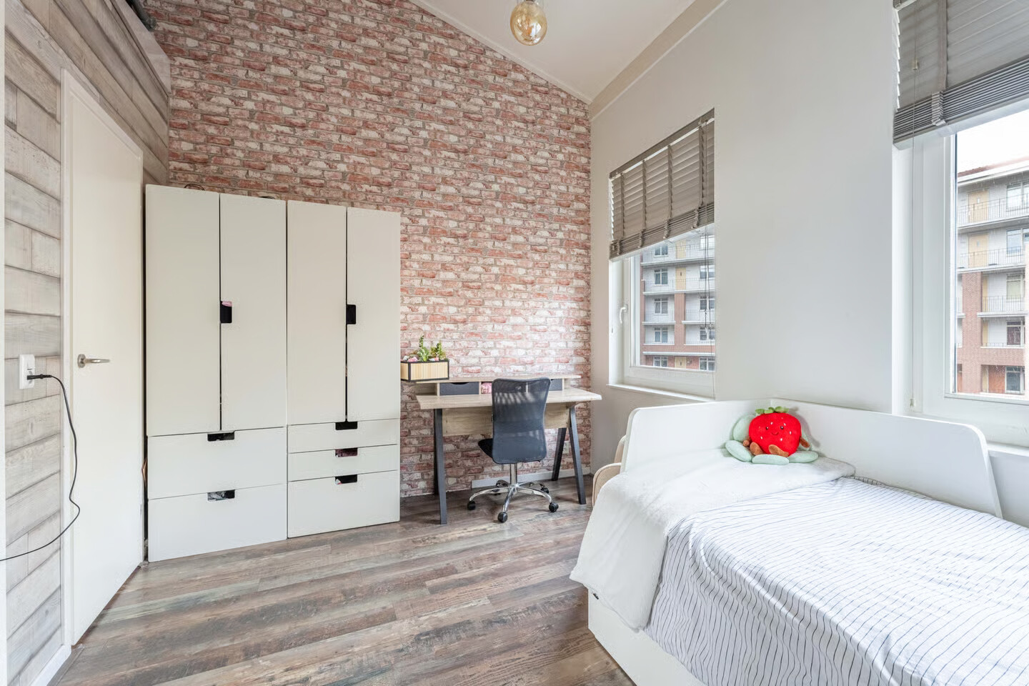 Tussenwoning te koop: Tribunepad 2, Rijnsburg