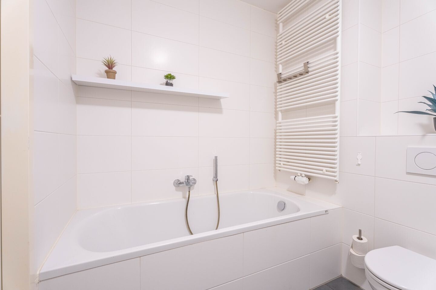 Tussenwoning te koop: Tribunepad 2, Rijnsburg