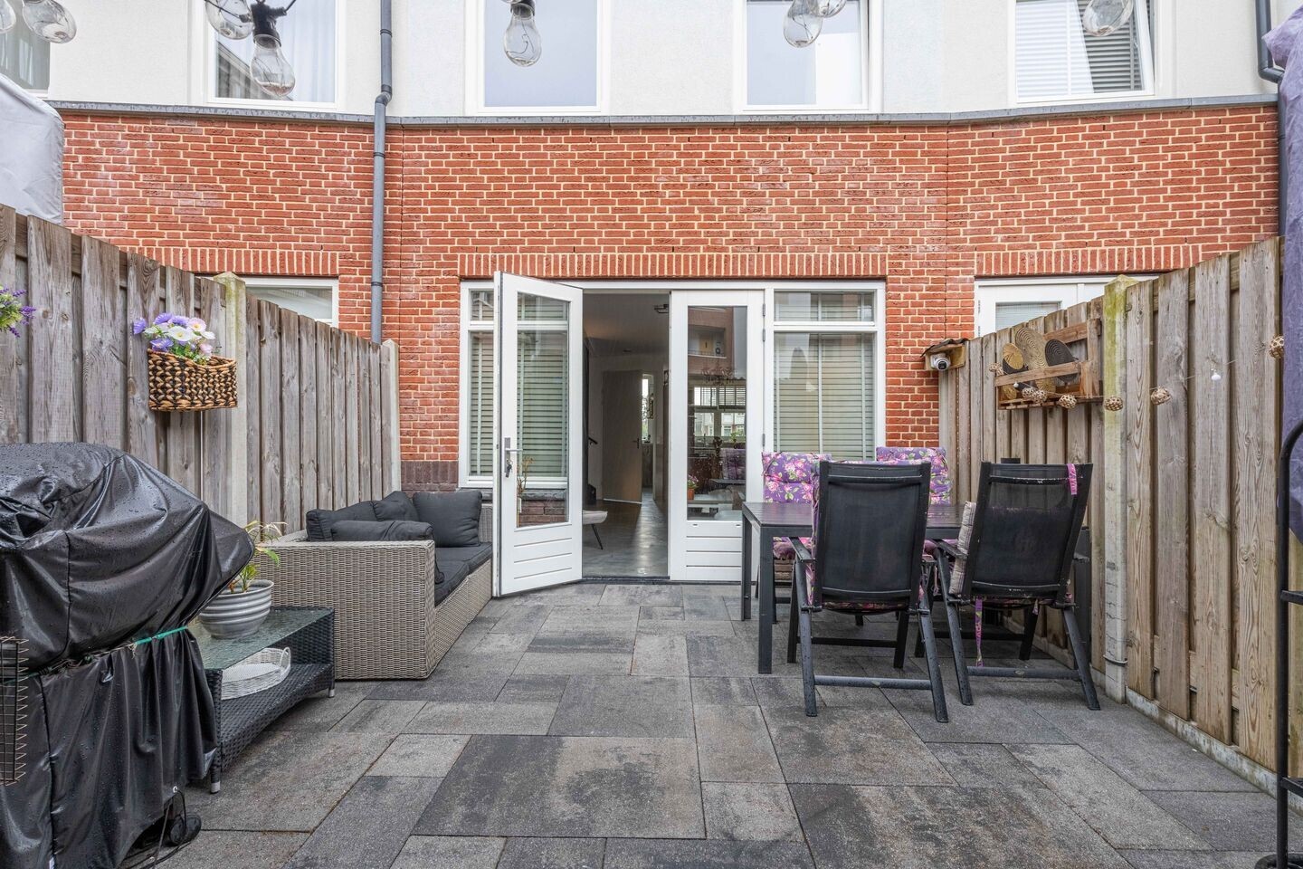 Tussenwoning te koop: Tribunepad 2, Rijnsburg