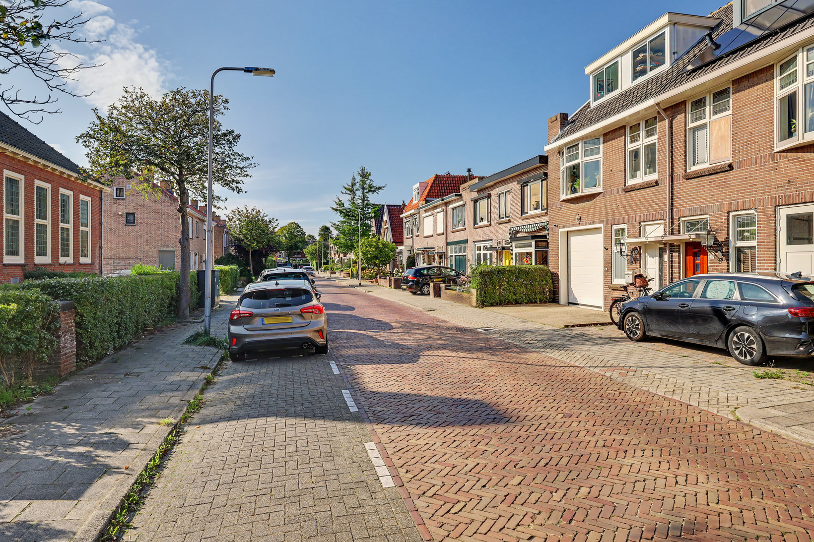 Tussenwoning te koop: Burgemeester Meijboomstraat 19, Rijnsburg